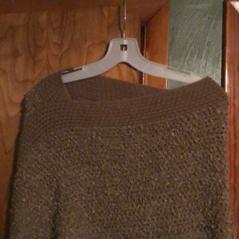 Poncho - Picture 3 of 4